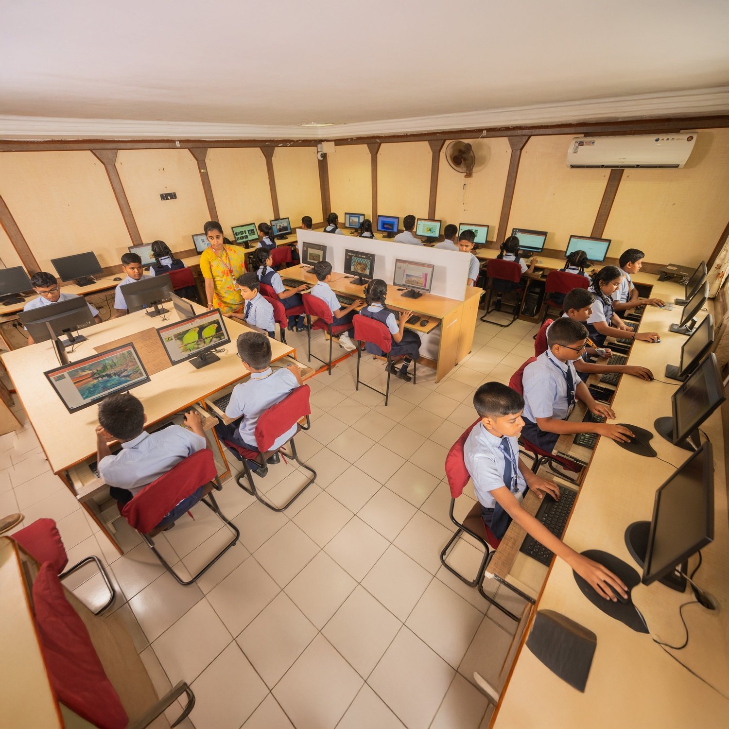 Sri Vijay Vidyalaya Dharmapuri